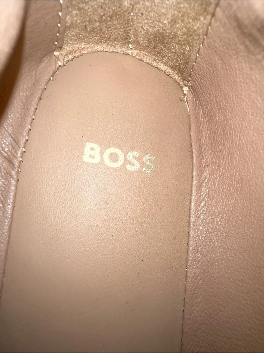 Hugo Boss Dasy Black Leather Logo Ballet Flats with Gold Emblem 6 NWB